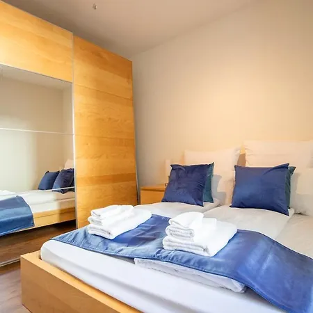 Special Roger F Rabbit 2 Apartment, Roche Towers, 10-star Apartment *