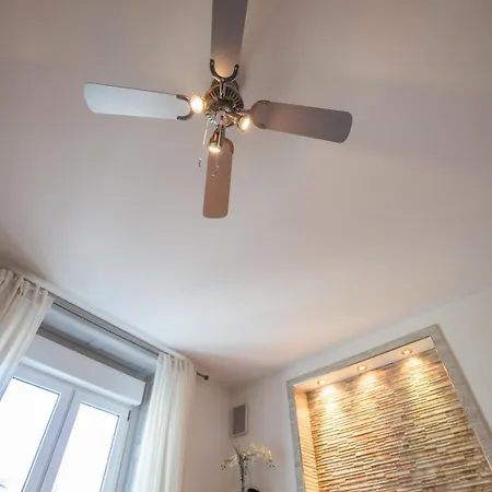 Special Roger F Rabbit 2 Apartment, Roche Towers, 10-star * Basel